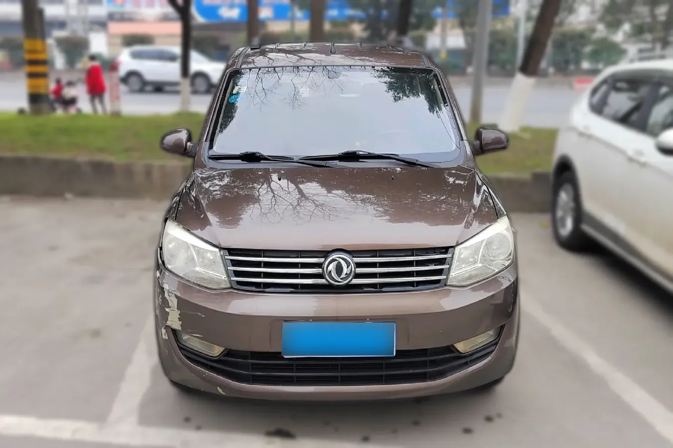 2014 DongFeng Fengon Fengon 330 1.5L 109HP L4 5MT,autocango,china used car exporter,china ev exporter,chinese used car exporter,chinese used ev exporter