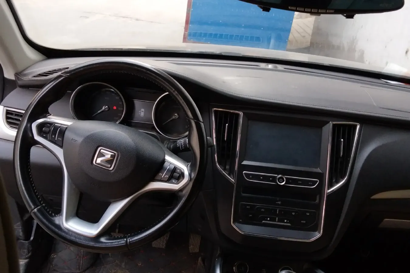 2017 Zotye SR7 1.5T 150HP L4 5MT,autocango,china used car exporter,china ev exporter,chinese used car exporter,chinese used ev exporter