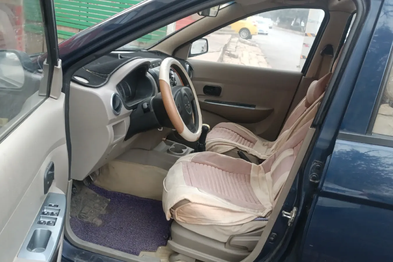 2010 WuLing HongGuang 1.2L 86HP L4 5MT,autocango,china used car exporter,china ev exporter,chinese used car exporter,chinese used ev exporter