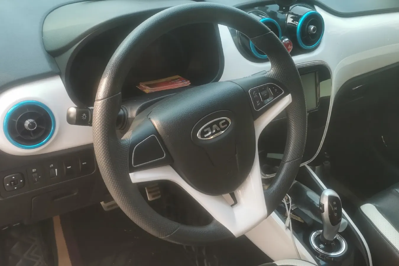 2017 JAC iEV7 BEV 24KWH,autocango,china used car exporter,china ev exporter,chinese used car exporter,chinese used ev exporter