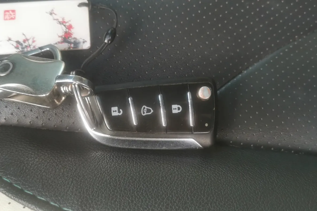 2017 JAC iEV7 BEV 24KWH,autocango,china used car exporter,china ev exporter,chinese used car exporter,chinese used ev exporter