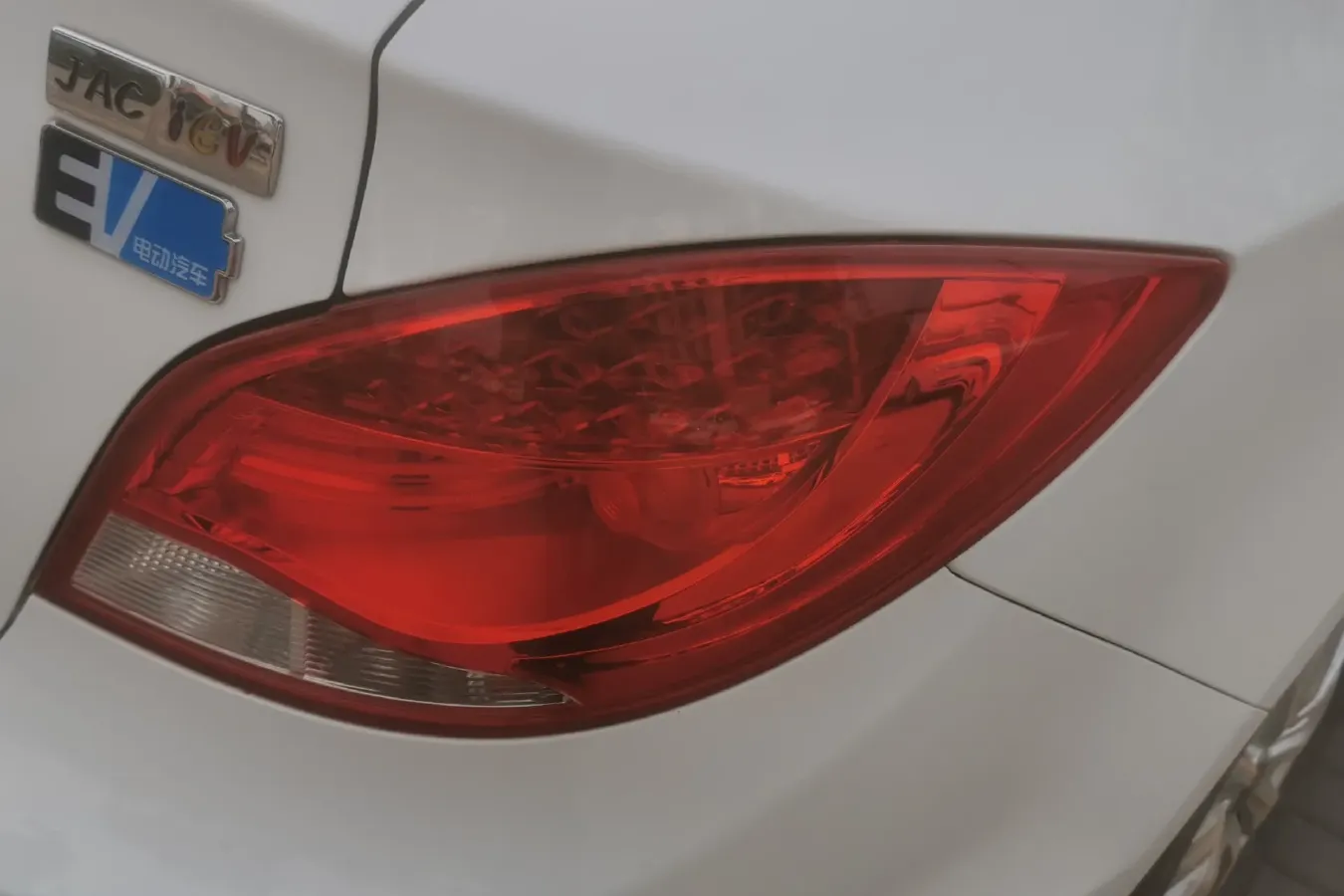 2017 JAC iEV7 BEV 24KWH,autocango,china used car exporter,china ev exporter,chinese used car exporter,chinese used ev exporter