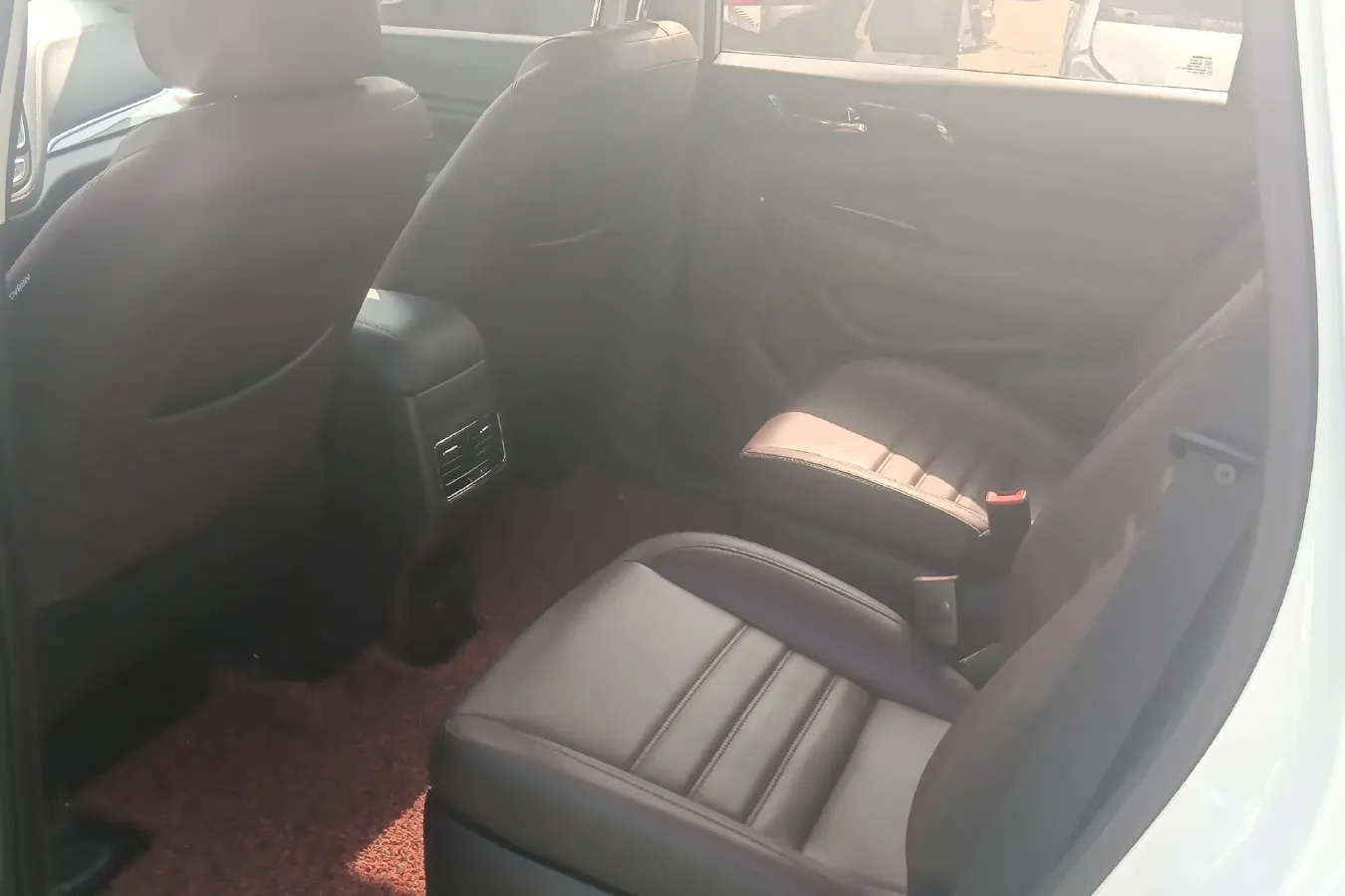 2017 ChangAn Oshan A800 1.6L 125HP L4 5MT,autocango,china used car exporter,china ev exporter,chinese used car exporter,chinese used ev exporter