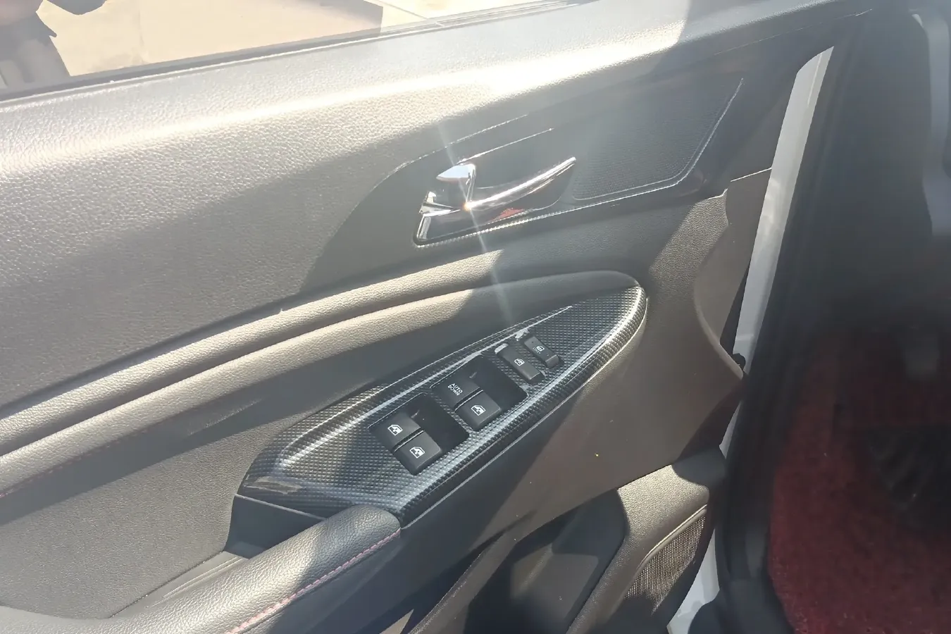 2017 ChangAn Oshan A800 1.6L 125HP L4 5MT,autocango,china used car exporter,china ev exporter,chinese used car exporter,chinese used ev exporter