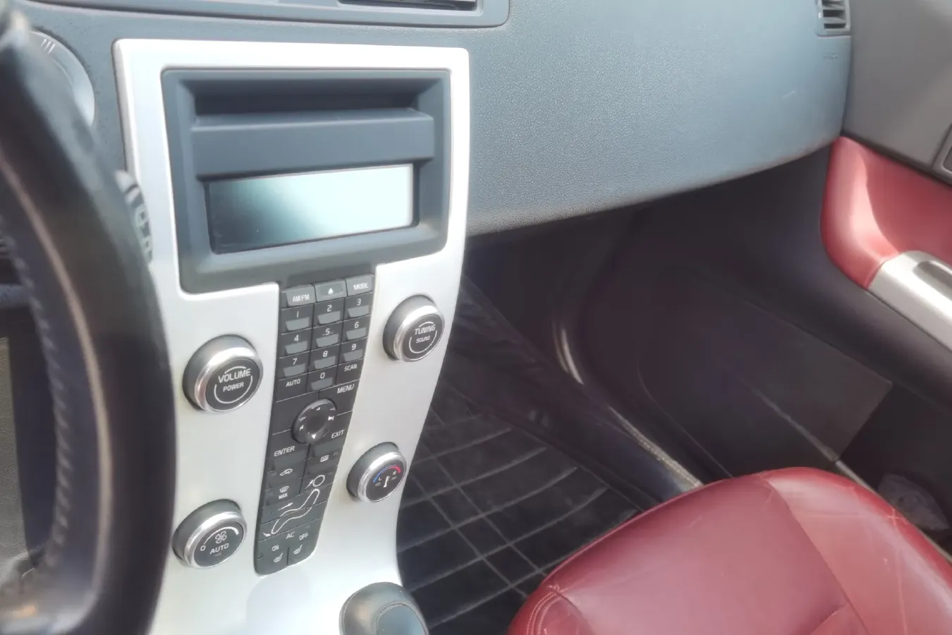 2012 Volvo C30 2.0L 145HP L4 6DCT,autocango,china used car exporter,china ev exporter,chinese used car exporter,chinese used ev exporter