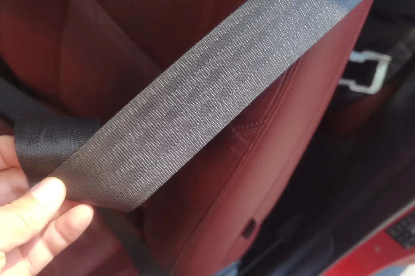 2012 Volvo C30 2.0L 145HP L4 6DCT,autocango,china used car exporter,china ev exporter,chinese used car exporter,chinese used ev exporter