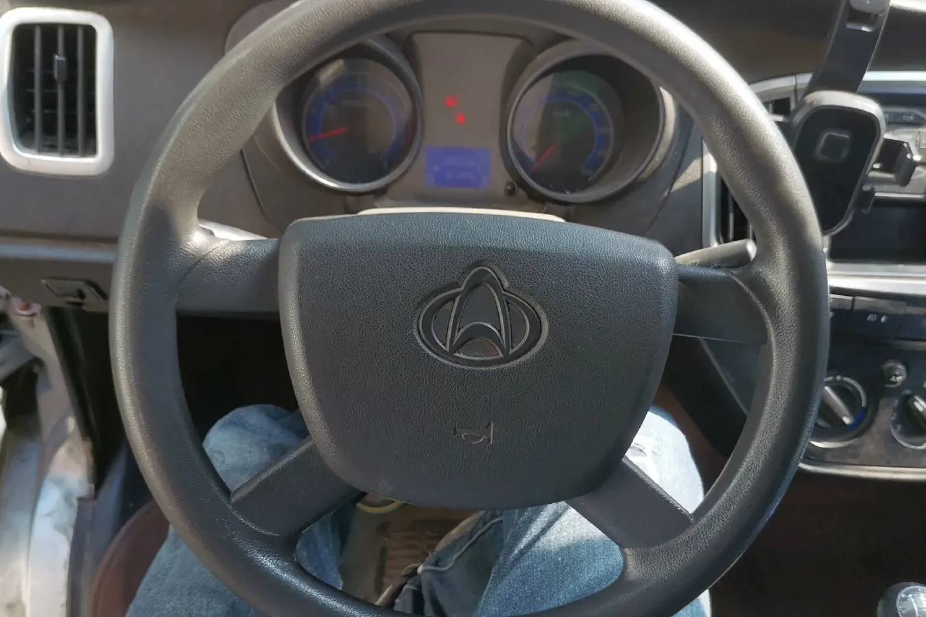 2020 ChangAn Kaicene ShenQi T20 1.5L 116HP L4 5MT,autocango,china used car exporter,china ev exporter,chinese used car exporter,chinese used ev exporter