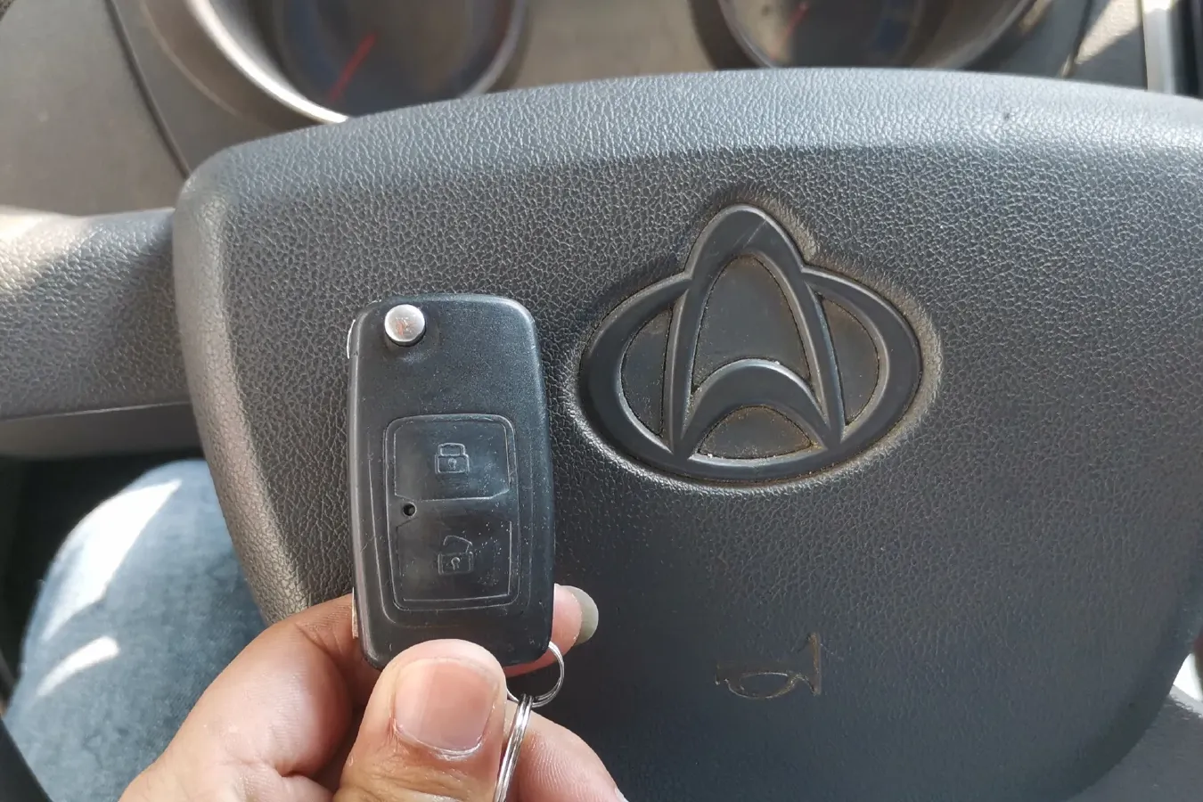 2020 ChangAn Kaicene ShenQi T20 1.5L 116HP L4 5MT,autocango,china used car exporter,china ev exporter,chinese used car exporter,chinese used ev exporter