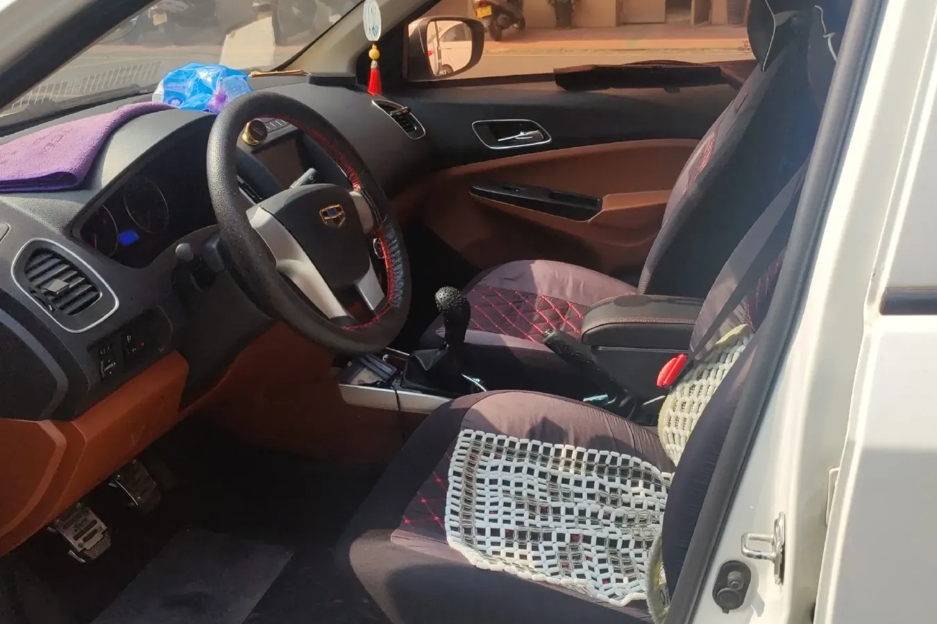 2016 Geely KingKong 1.5L 102HP L4 5MT,autocango,china used car exporter,china ev exporter,chinese used car exporter,chinese used ev exporter