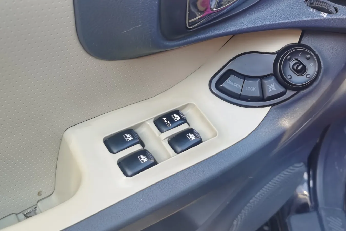 2013 HawTai Santafe Classic 1.8T 160HP L4 4AT,autocango,china used car exporter,china ev exporter,chinese used car exporter,chinese used ev exporter