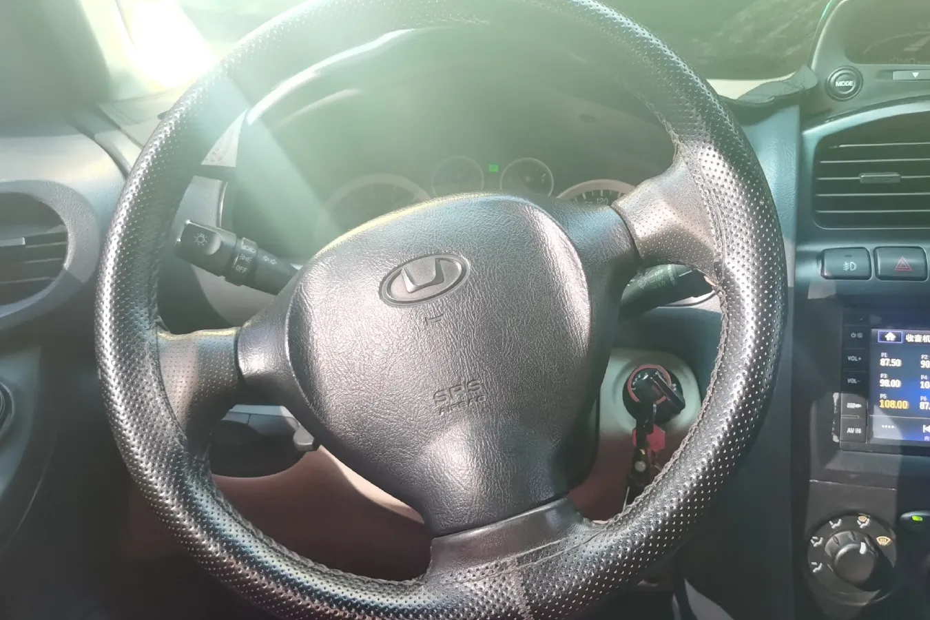 2013 HawTai Santafe Classic 1.8T 160HP L4 4AT,autocango,china used car exporter,china ev exporter,chinese used car exporter,chinese used ev exporter