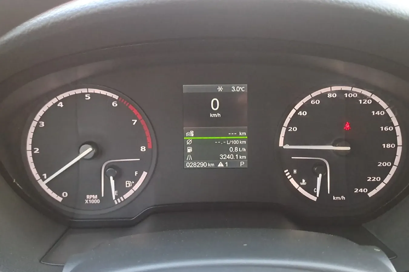 2021 Qoros 3 1.5T 156HP L4 CVT,autocango,china used car exporter,china ev exporter,chinese used car exporter,chinese used ev exporter