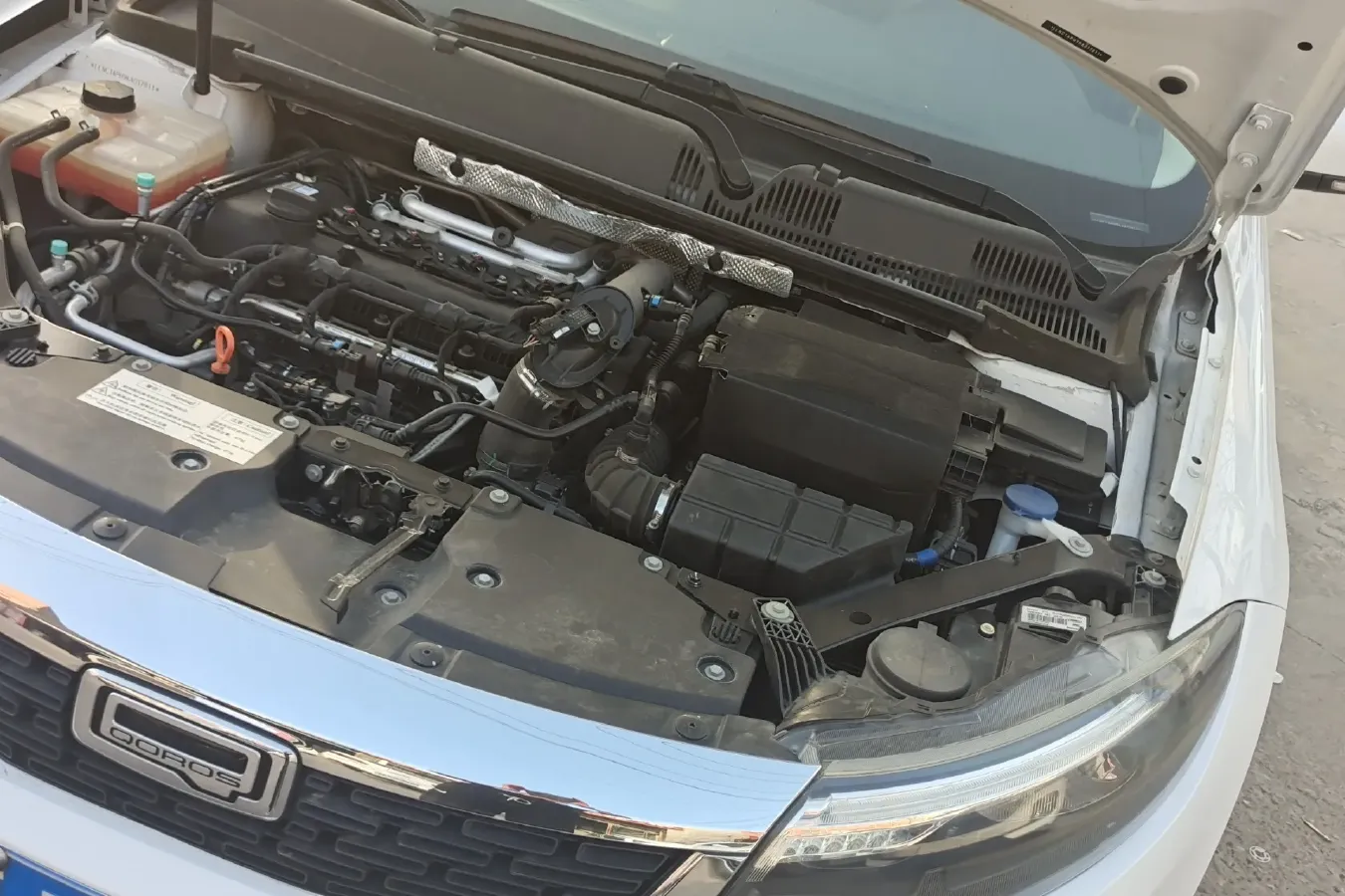 2021 Qoros 3 1.5T 156HP L4 CVT,autocango,china used car exporter,china ev exporter,chinese used car exporter,chinese used ev exporter