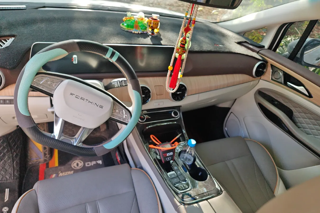 2022 DongFeng Forthing Yacht 1.5T 197HP L4 7DCT,autocango,china used car exporter,china ev exporter,chinese used car exporter,chinese used ev exporter