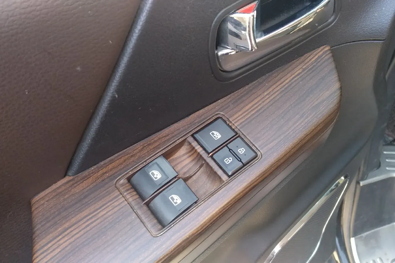 2018 DongFeng Forthing CM7 2.0T 190HP L4 6AT,autocango,china used car exporter,china ev exporter,chinese used car exporter,chinese used ev exporter