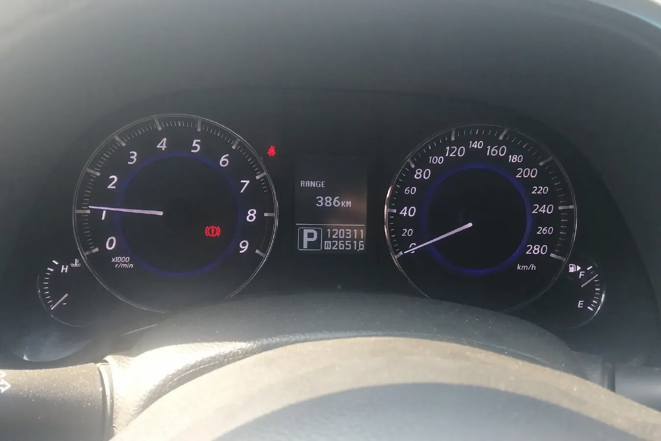 2013 Infiniti QX70 3.7L 351HP V6 7AT,autocango,china used car exporter,china ev exporter,chinese used car exporter,chinese used ev exporter