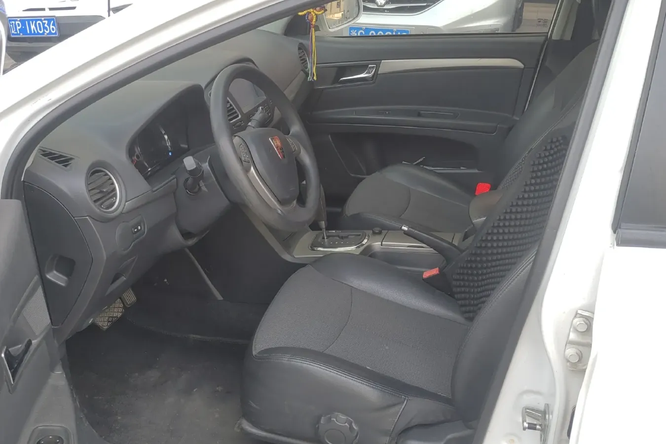 2013 Roewe 350 1.5L 109HP L4 4AT,autocango,china used car exporter,china ev exporter,chinese used car exporter,chinese used ev exporter