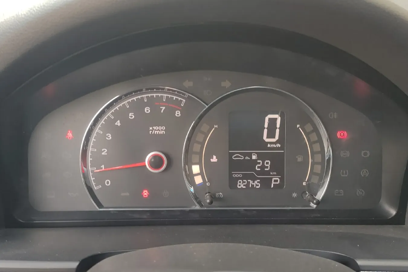 2013 Roewe 350 1.5L 109HP L4 4AT,autocango,china used car exporter,china ev exporter,chinese used car exporter,chinese used ev exporter