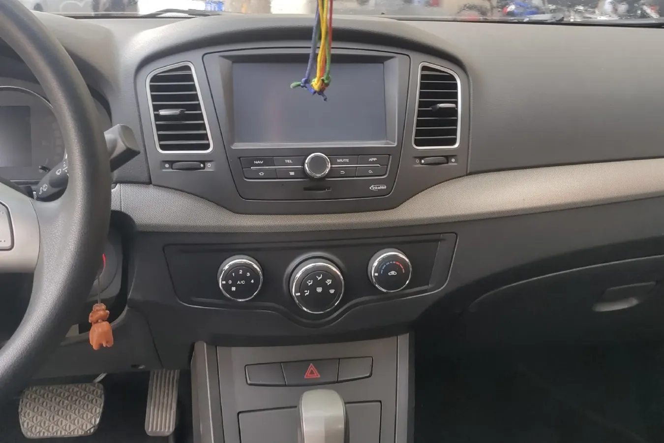 2013 Roewe 350 1.5L 109HP L4 4AT,autocango,china used car exporter,china ev exporter,chinese used car exporter,chinese used ev exporter