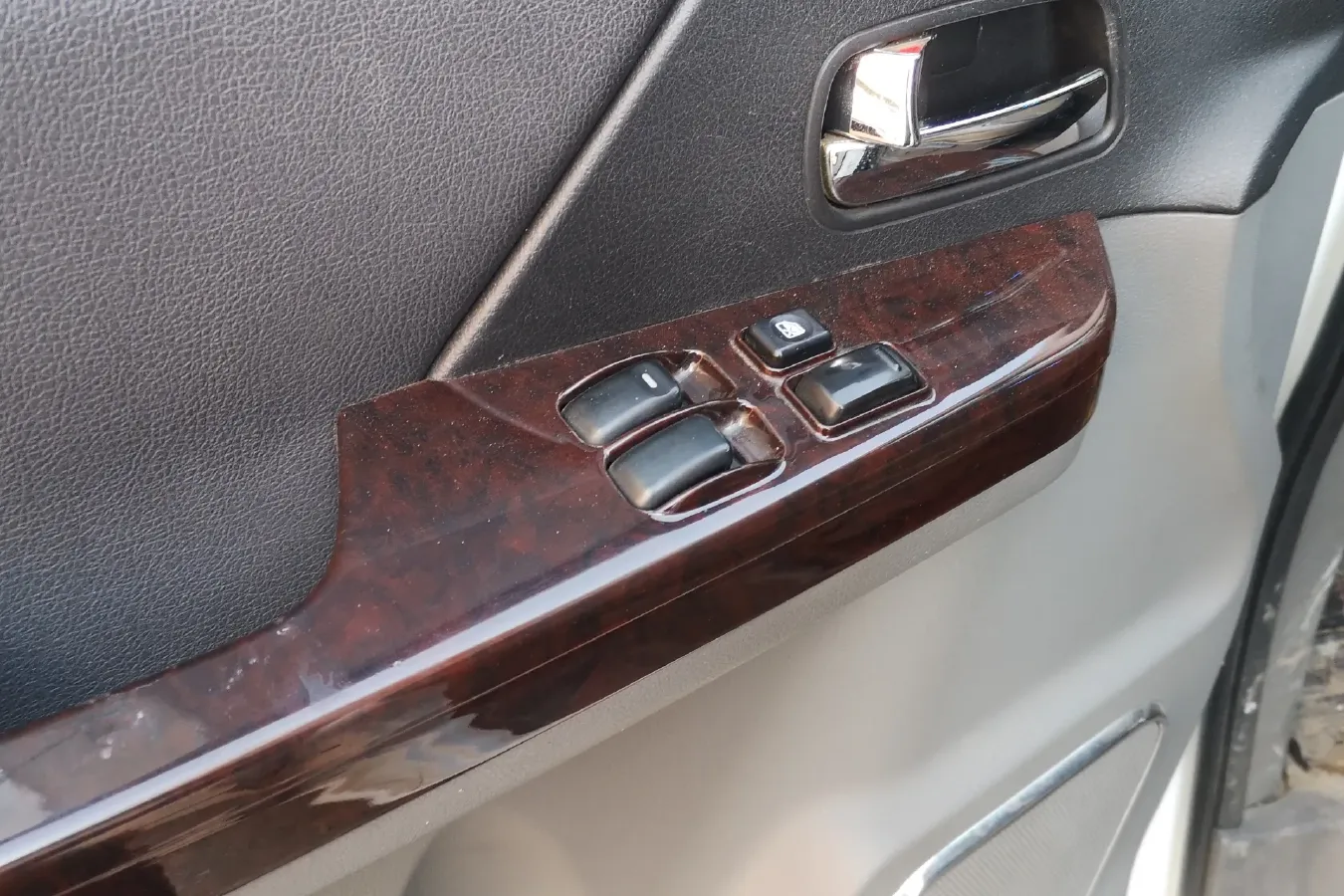 2014 DongFeng Forthing CM7 2.4L 165HP L4 6MT,autocango,china used car exporter,china ev exporter,chinese used car exporter,chinese used ev exporter