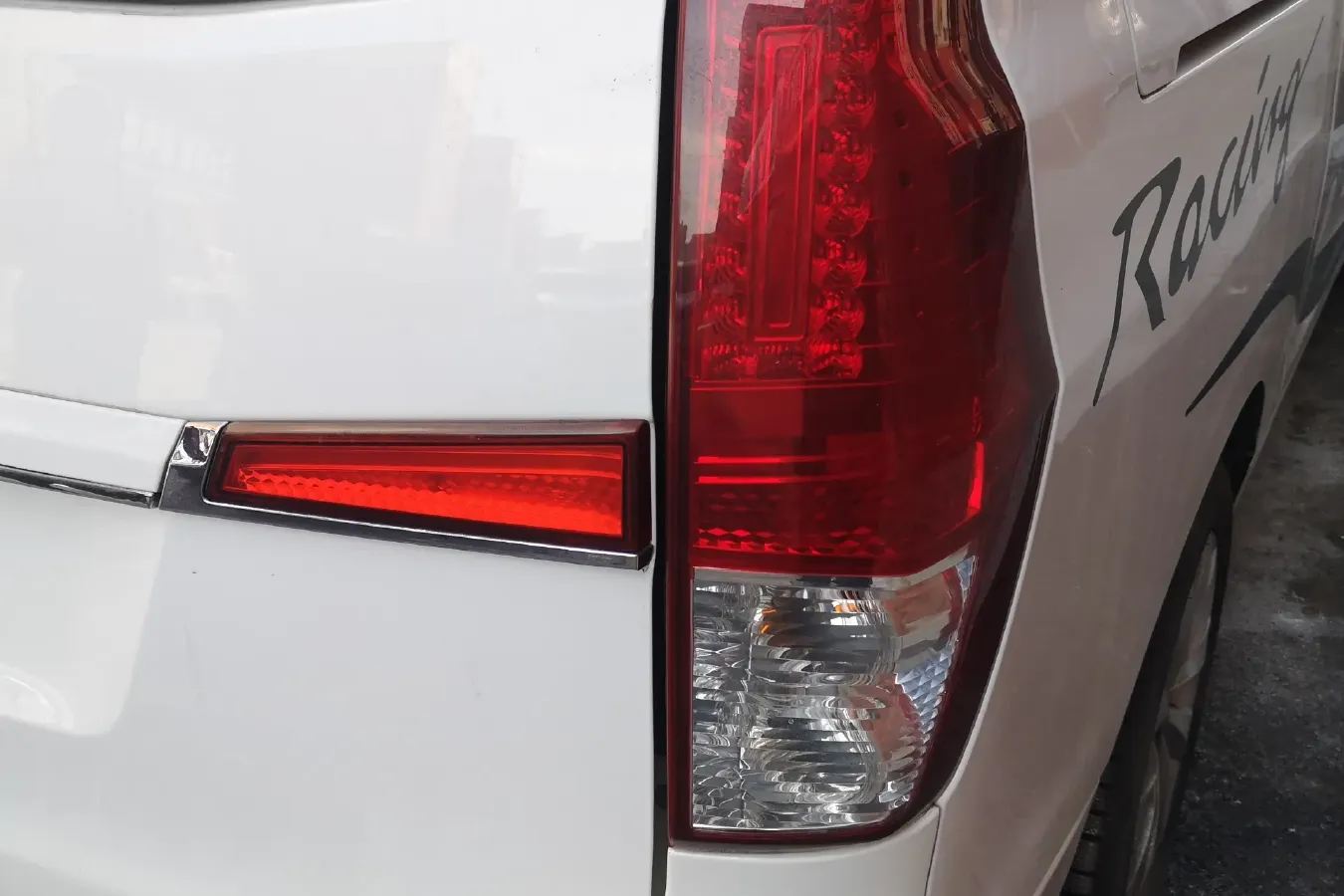 2014 DongFeng Forthing CM7 2.4L 165HP L4 6MT,autocango,china used car exporter,china ev exporter,chinese used car exporter,chinese used ev exporter