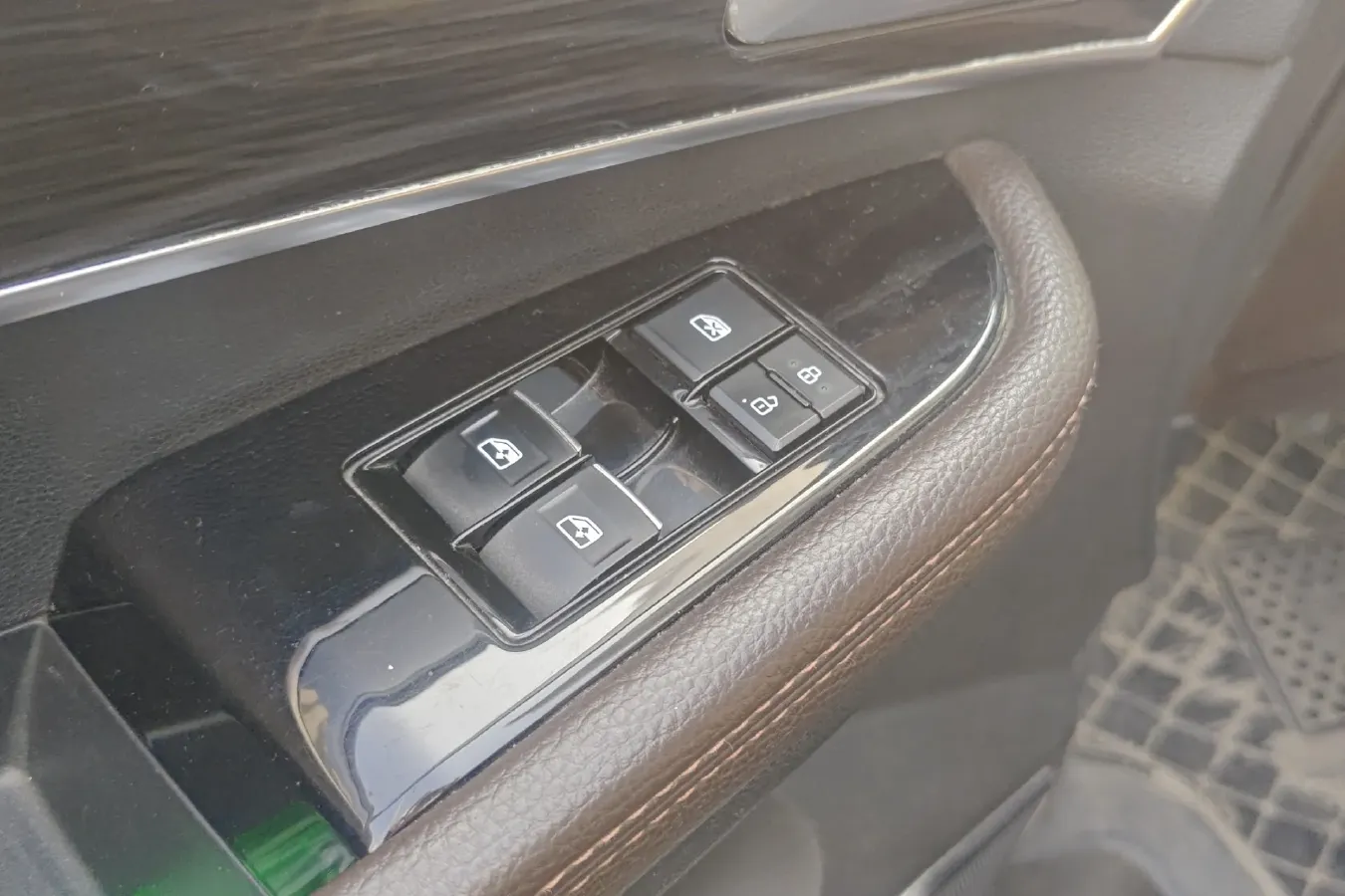 2019 DongFeng Forthing M6 1.5T 136HP L4 6MT,autocango,china used car exporter,china ev exporter,chinese used car exporter,chinese used ev exporter