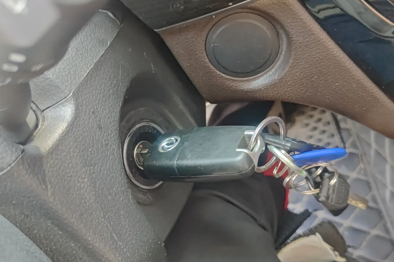 2019 DongFeng Forthing M6 1.5T 136HP L4 6MT,autocango,china used car exporter,china ev exporter,chinese used car exporter,chinese used ev exporter