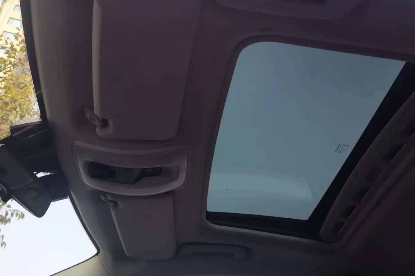 2013 Volvo C30 2.0L 145HP L4 6DCT,autocango,china used car exporter,china ev exporter,chinese used car exporter,chinese used ev exporter