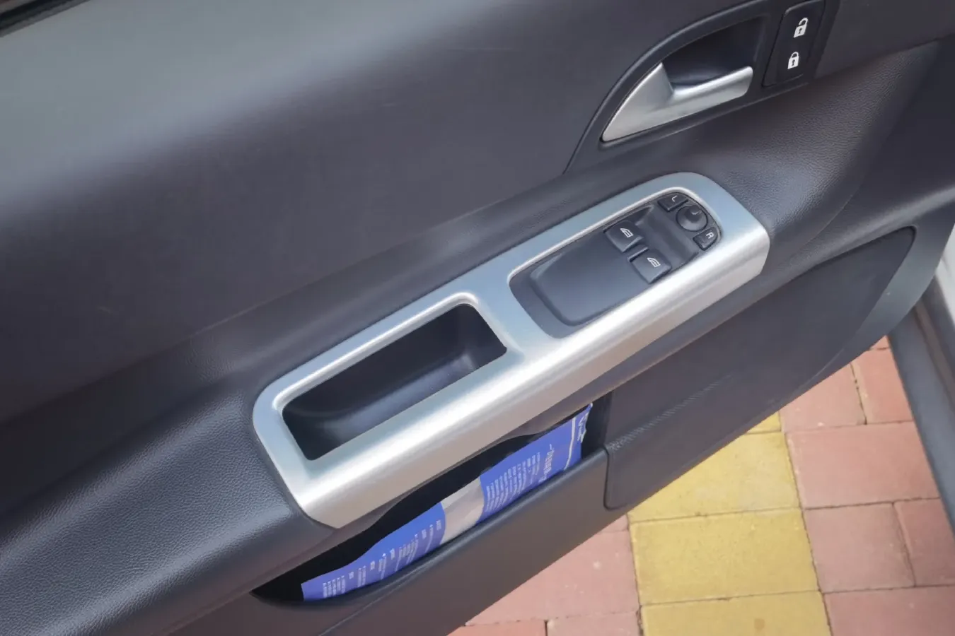 2013 Volvo C30 2.0L 145HP L4 6DCT,autocango,china used car exporter,china ev exporter,chinese used car exporter,chinese used ev exporter