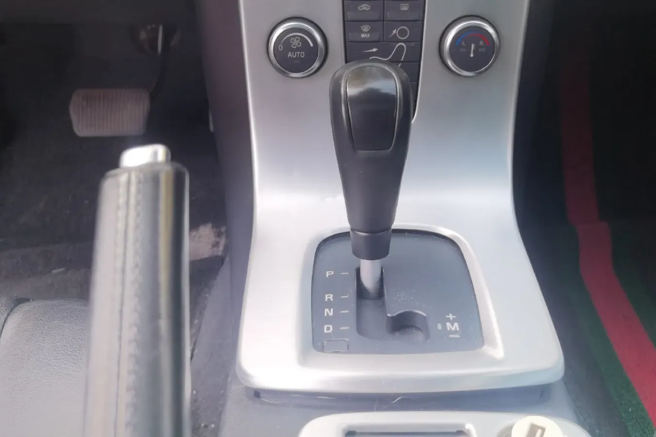 2013 Volvo C30 2.0L 145HP L4 6DCT,autocango,china used car exporter,china ev exporter,chinese used car exporter,chinese used ev exporter