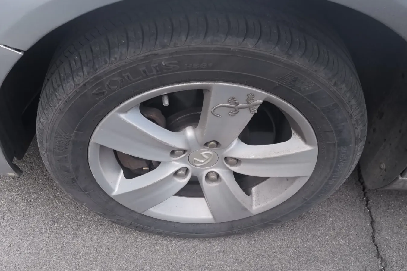 2013 HawTai LuSheng E70 2.0L 147HP L4 5MT,autocango,china used car exporter,china ev exporter,chinese used car exporter,chinese used ev exporter