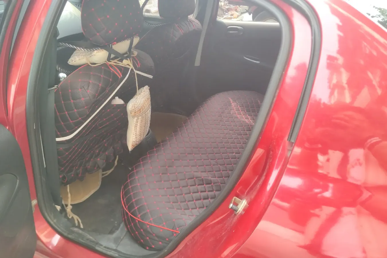 2011 Peugeot 207 1.4L 76HP L4 5MT,autocango,china used car exporter,china ev exporter,chinese used car exporter,chinese used ev exporter