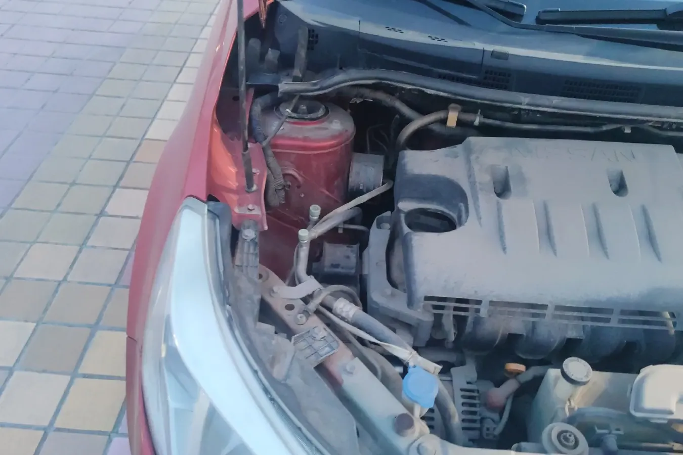 2013 Venucia R50 1.6L 117HP L4 5MT,autocango,china used car exporter,china ev exporter,chinese used car exporter,chinese used ev exporter