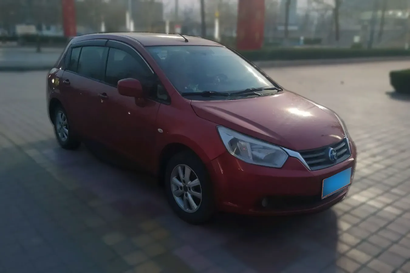 2013 Venucia R50 1.6L 117HP L4 5MT,autocango,china used car exporter,china ev exporter,chinese used car exporter,chinese used ev exporter