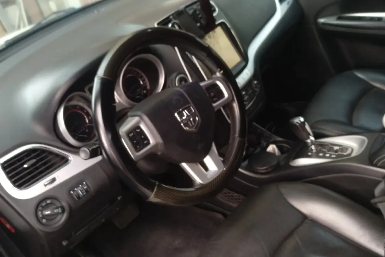 2013 Dodge JCUV 2.4L 170HP L4 6AT,autocango,china used car exporter,china ev exporter,chinese used car exporter,chinese used ev exporter