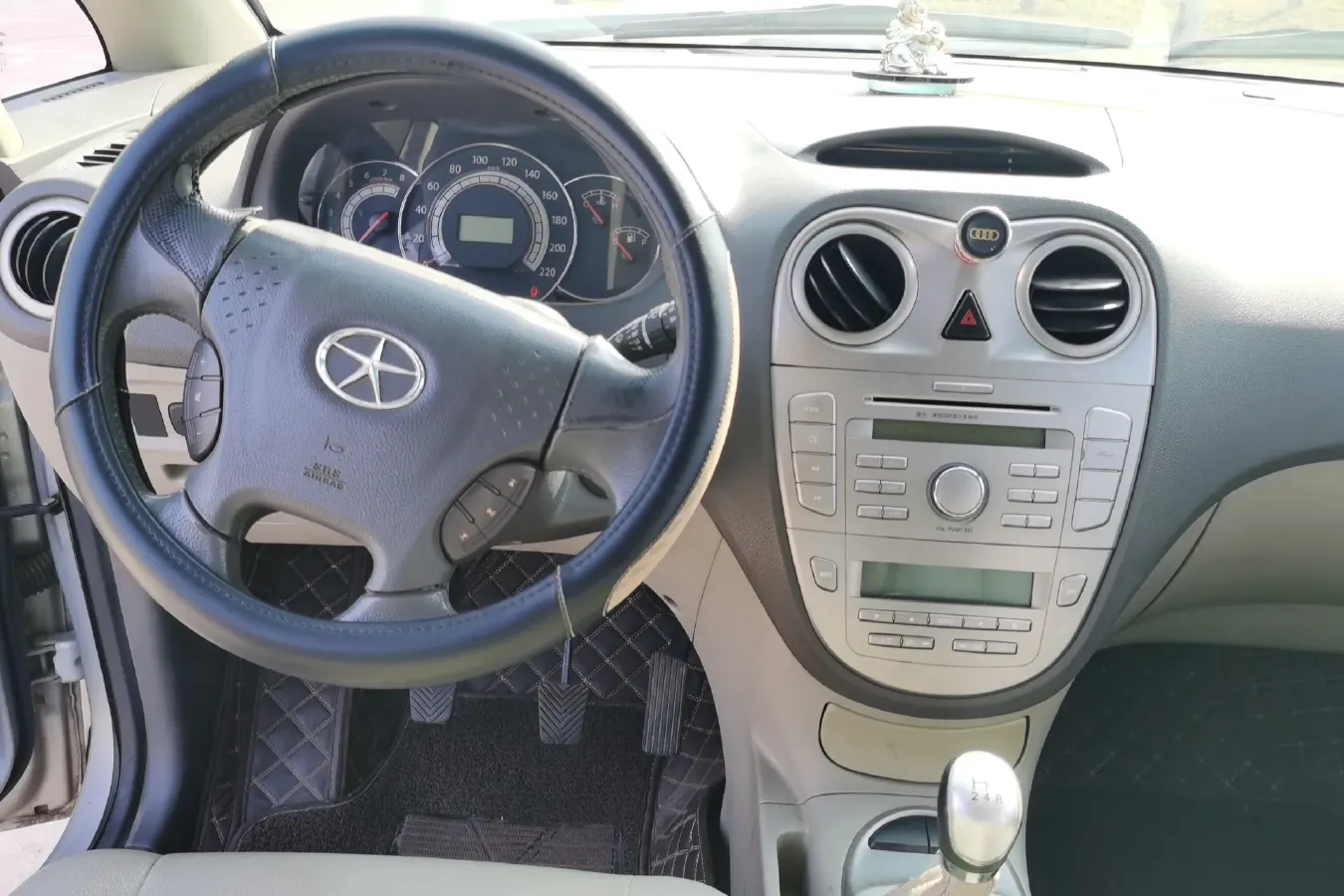 2011 JAC Refine M2 1.8L 143HP L4 5MT,autocango,china used car exporter,china ev exporter,chinese used car exporter,chinese used ev exporter