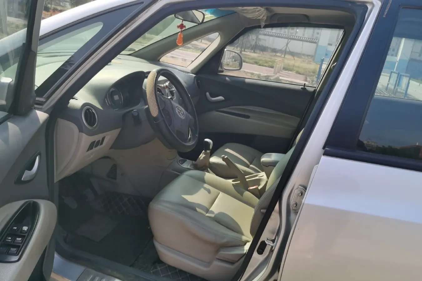 2011 JAC Refine M2 1.8L 143HP L4 5MT,autocango,china used car exporter,china ev exporter,chinese used car exporter,chinese used ev exporter