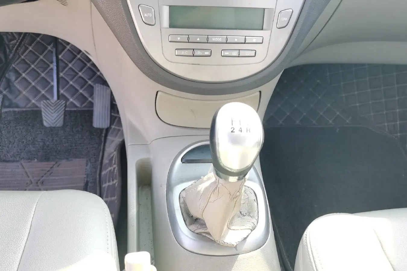 2011 JAC Refine M2 1.8L 143HP L4 5MT,autocango,china used car exporter,china ev exporter,chinese used car exporter,chinese used ev exporter