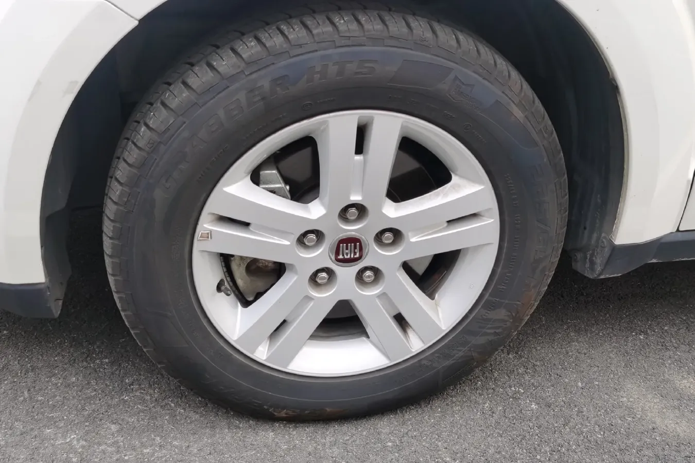 2013 Fiat Freemont 2.4L 170HP L4 6AT,autocango,china used car exporter,china ev exporter,chinese used car exporter,chinese used ev exporter