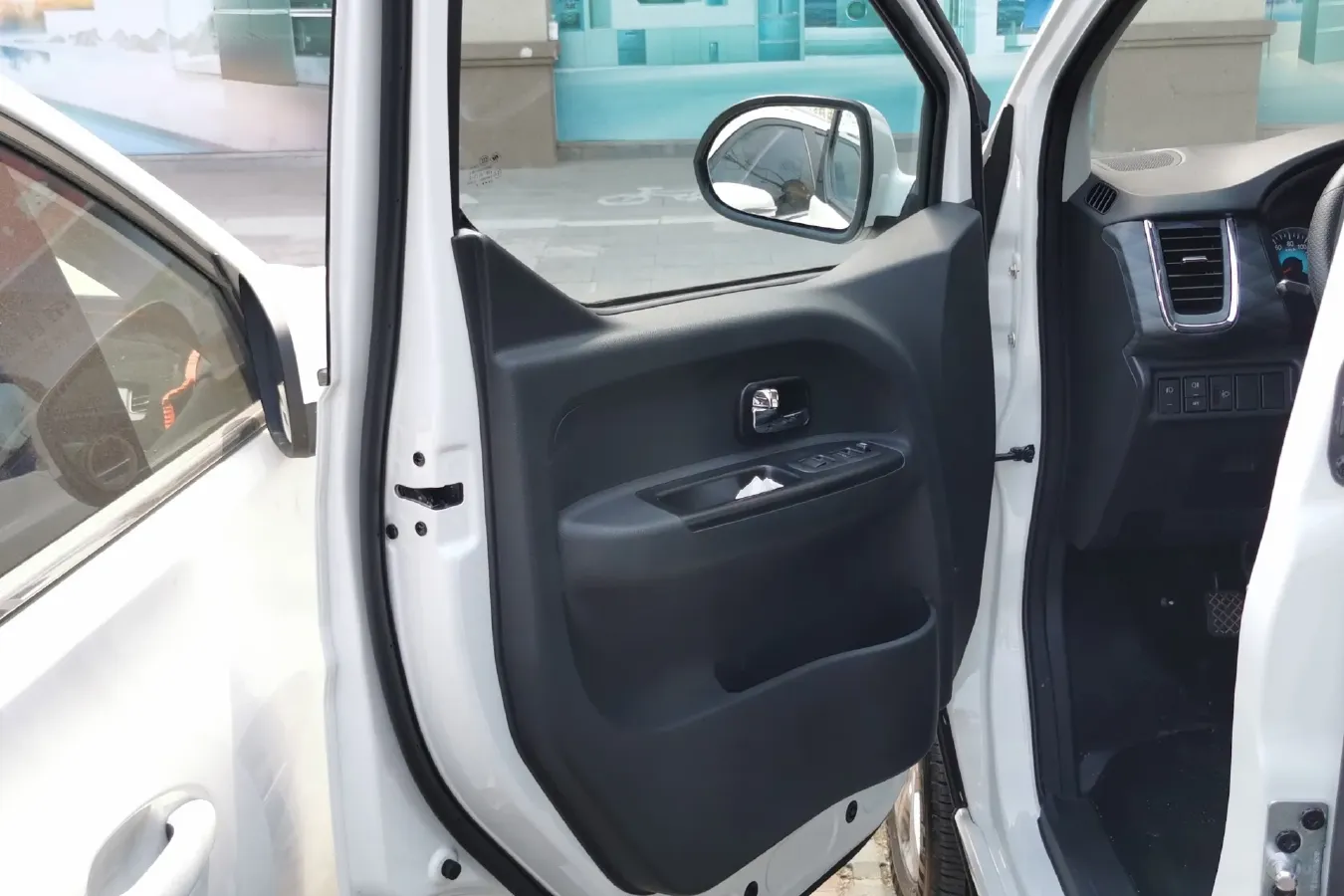 2021 JinBei Golden Sea Lion 2.0L 150HP L4 5MT,autocango,china used car exporter,china ev exporter,chinese used car exporter,chinese used ev exporter