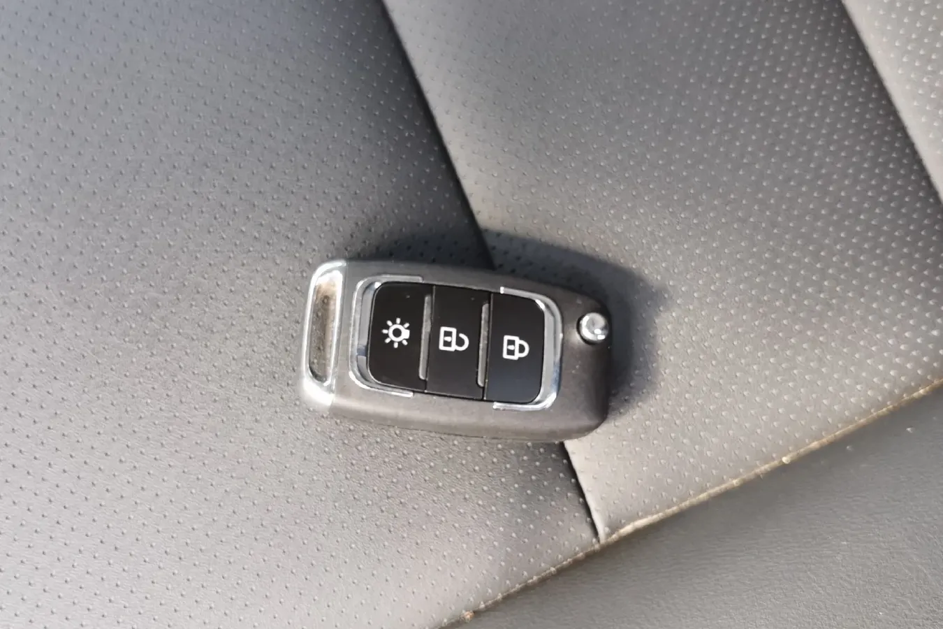 2021 JinBei Golden Sea Lion 2.0L 150HP L4 5MT,autocango,china used car exporter,china ev exporter,chinese used car exporter,chinese used ev exporter