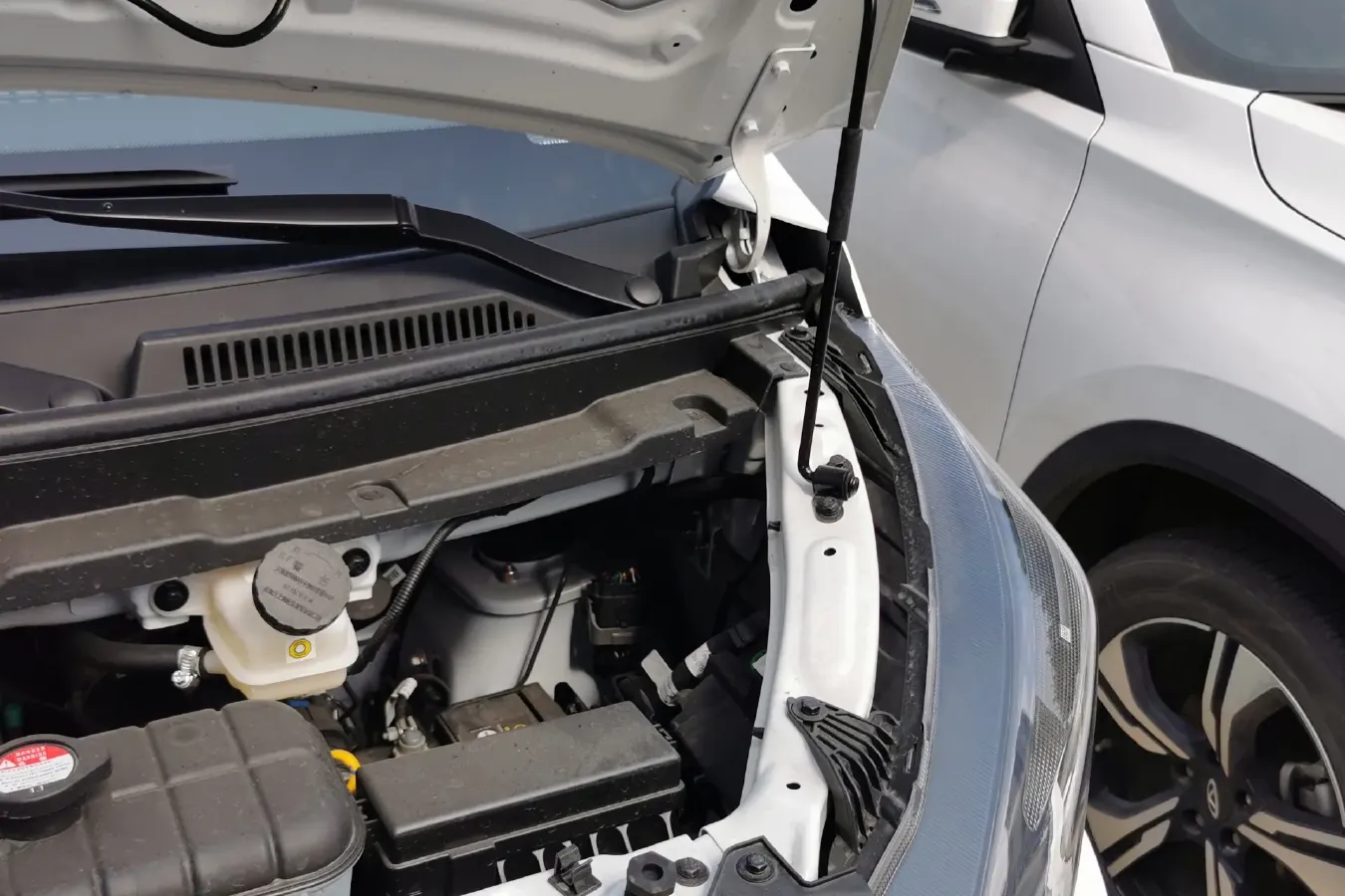 2021 JinBei Golden Sea Lion 2.0L 150HP L4 5MT,autocango,china used car exporter,china ev exporter,chinese used car exporter,chinese used ev exporter