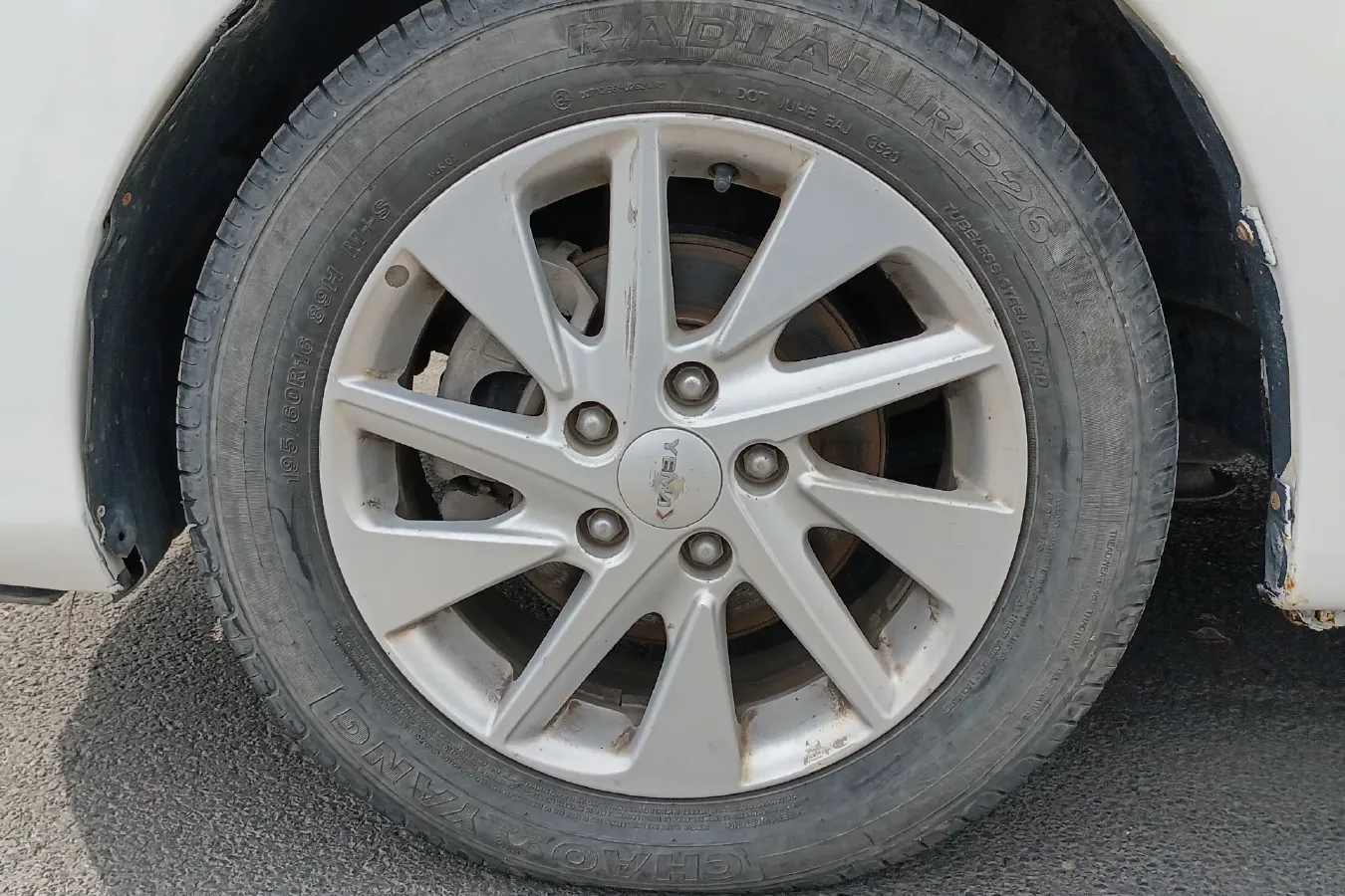 2018 Yema SiPaiKa 1.5L 112HP L4 5MT,autocango,china used car exporter,china ev exporter,chinese used car exporter,chinese used ev exporter