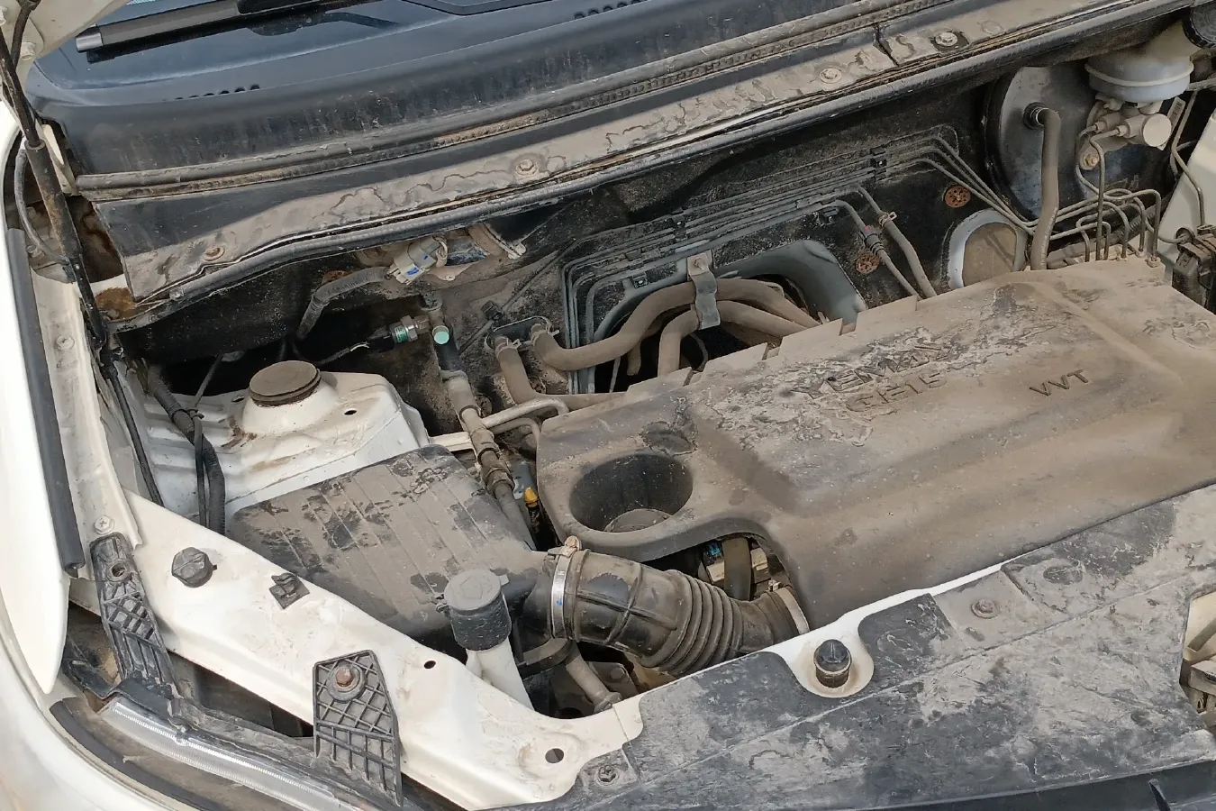 2018 Yema SiPaiKa 1.5L 112HP L4 5MT,autocango,china used car exporter,china ev exporter,chinese used car exporter,chinese used ev exporter