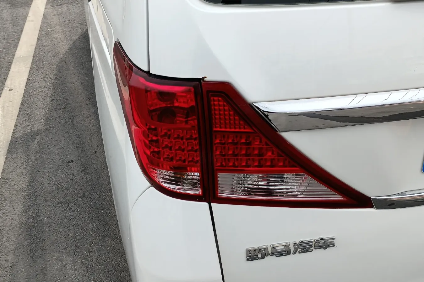 2018 Yema SiPaiKa 1.5L 112HP L4 5MT,autocango,china used car exporter,china ev exporter,chinese used car exporter,chinese used ev exporter