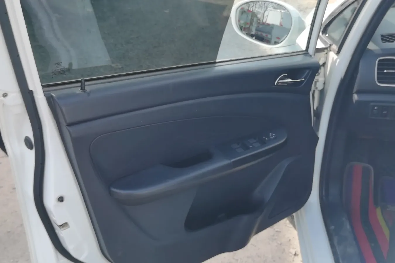 2015 KaiYi C3 1.5L 109HP L4 5AMT,autocango,china used car exporter,china ev exporter,chinese used car exporter,chinese used ev exporter