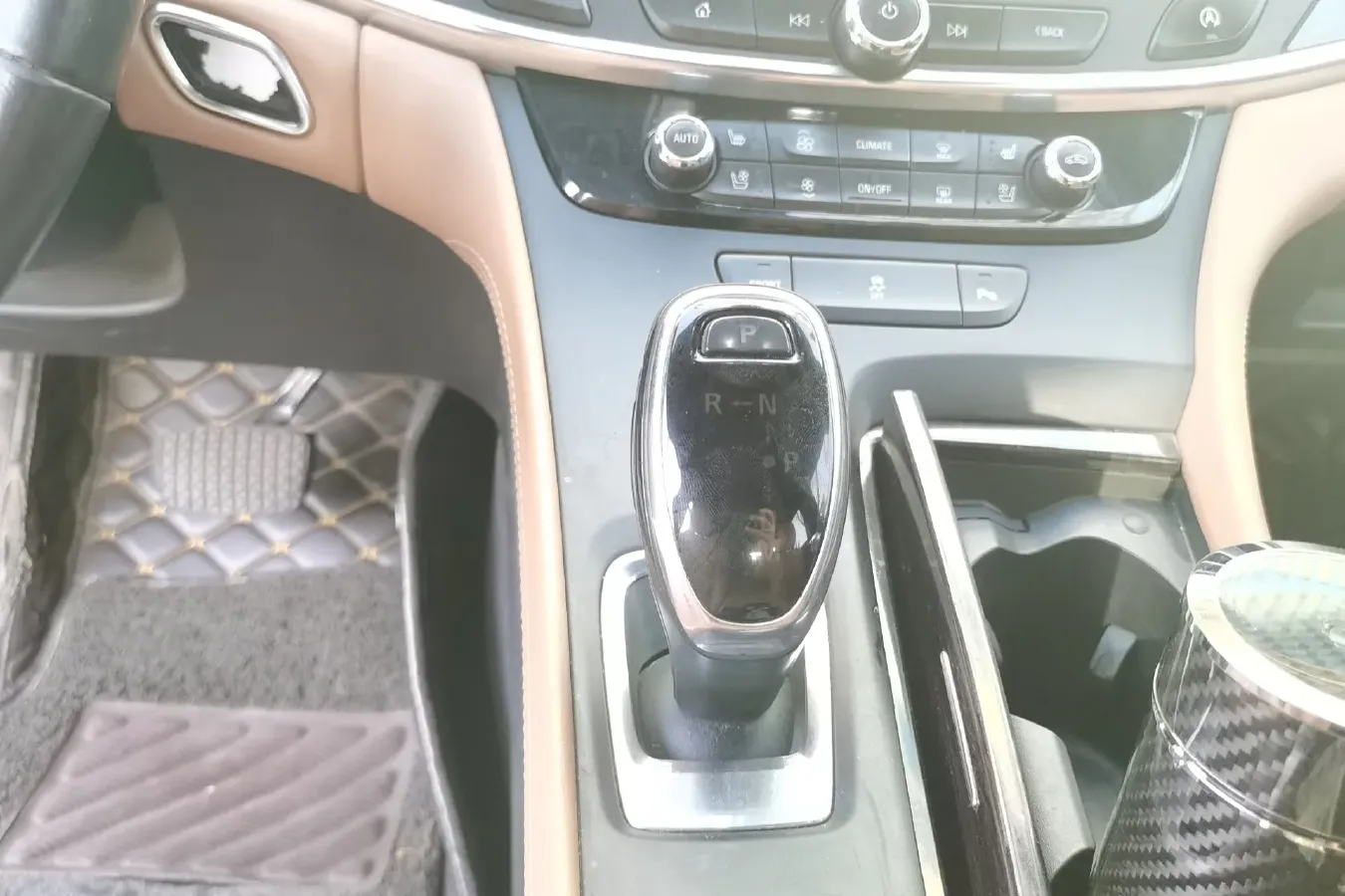 2016 Buick Larcosse 1.5T 170HP L4 7DCT,autocango,china used car exporter,china ev exporter,chinese used car exporter,chinese used ev exporter