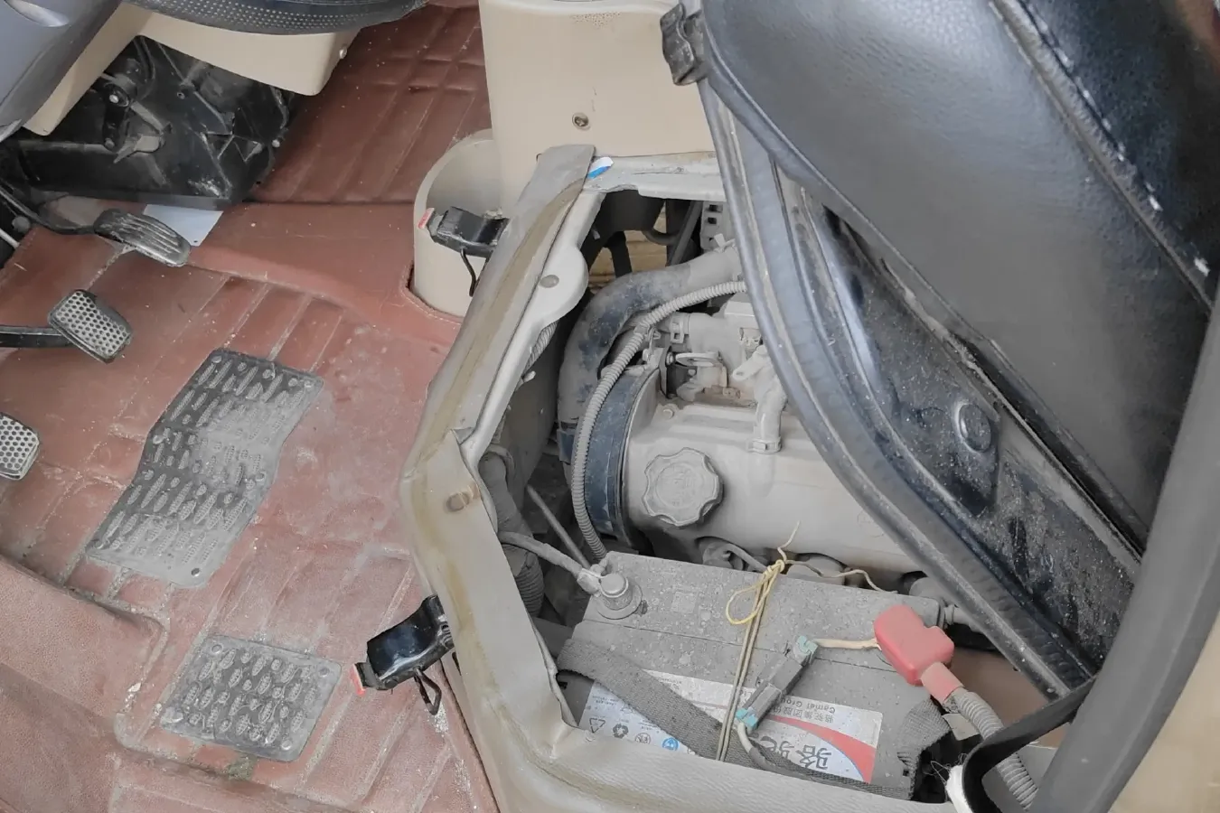 2011 BAIC WeiWang 306 1.3L 82HP L4 5MT,autocango,china used car exporter,china ev exporter,chinese used car exporter,chinese used ev exporter