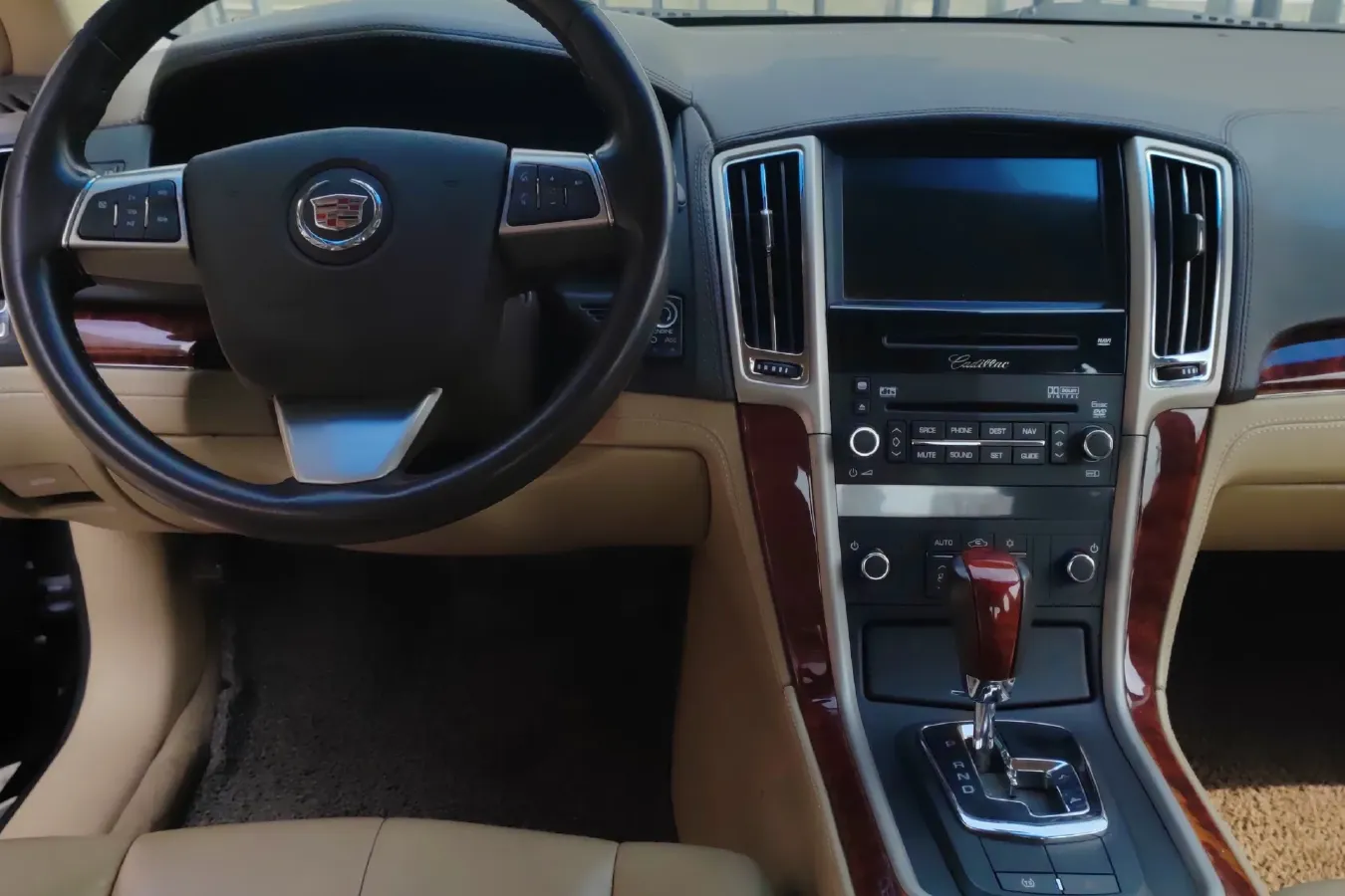 2010 Cadillac SLS 3.0L 272HP V6 6AT,autocango,china used car exporter,china ev exporter,chinese used car exporter,chinese used ev exporter