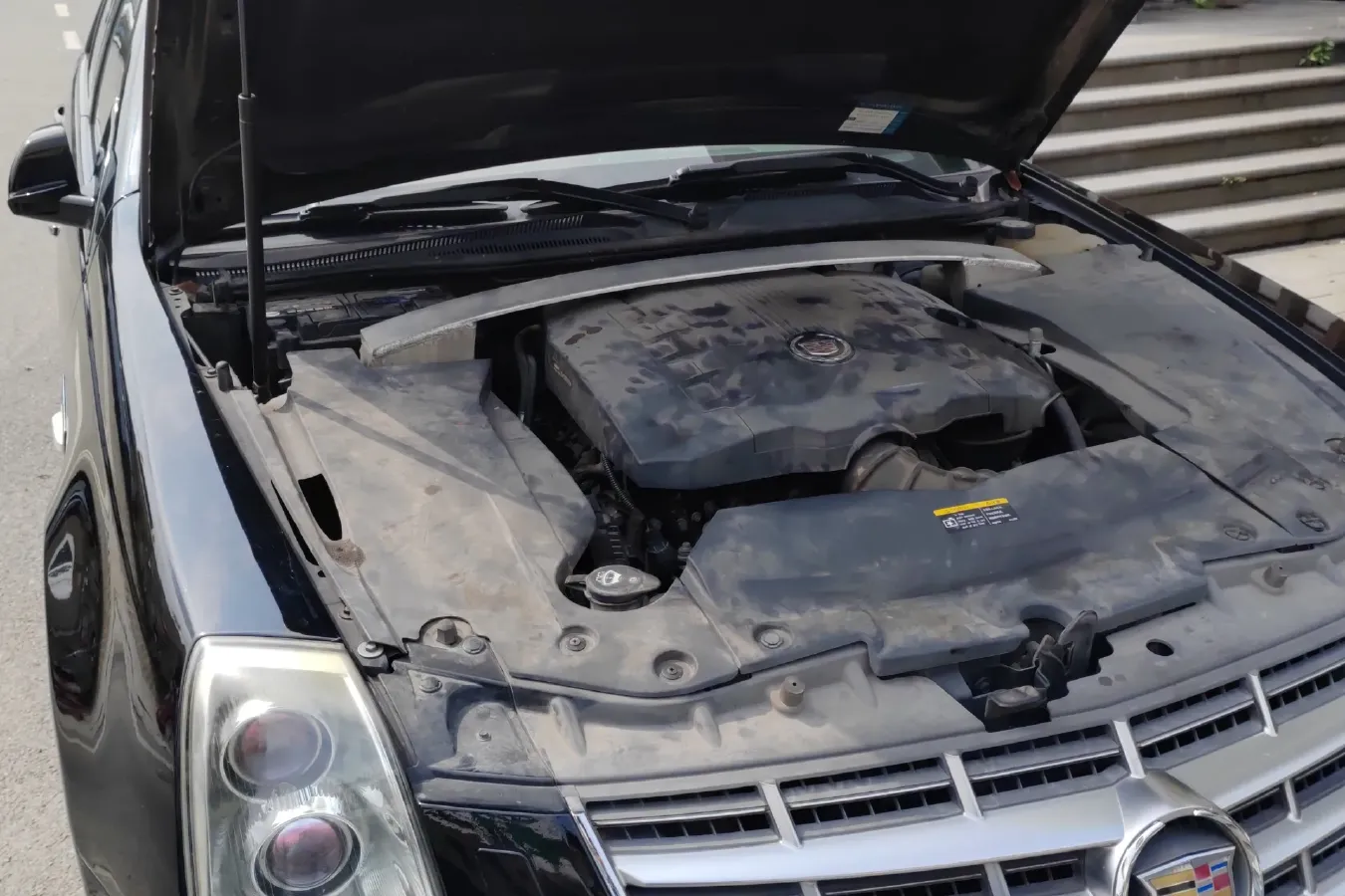 2010 Cadillac SLS 3.0L 272HP V6 6AT,autocango,china used car exporter,china ev exporter,chinese used car exporter,chinese used ev exporter